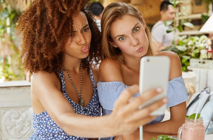 揭秘“美國大網(wǎng)紅”的成功之路：他們是如何征服全球的？