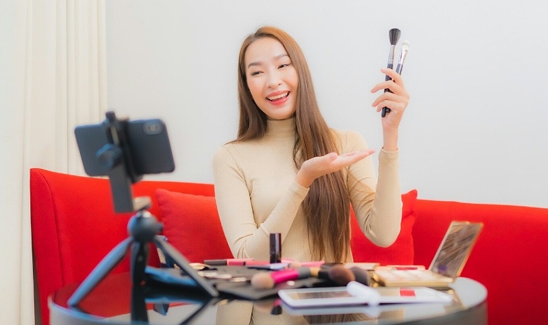 外國(guó)網(wǎng)紅營(yíng)銷效果：全球品牌的增長(zhǎng)引擎