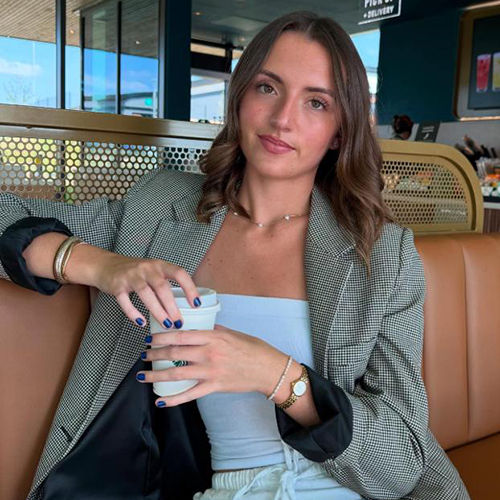 TikTok網(wǎng)紅推薦：美國160萬粉絲的穿搭時(shí)尚類博主