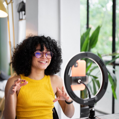 海外網(wǎng)紅營銷ROI最大化：如何選擇KOL并優(yōu)化合作？