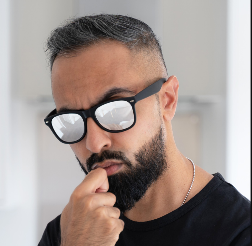 Youtube紅人推廣：S***f   英國 科技