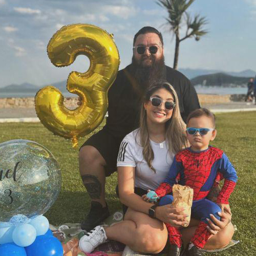 Instagram網(wǎng)紅:巴西生活測(cè)評(píng)博主,適合服裝/電子科技品宣傳