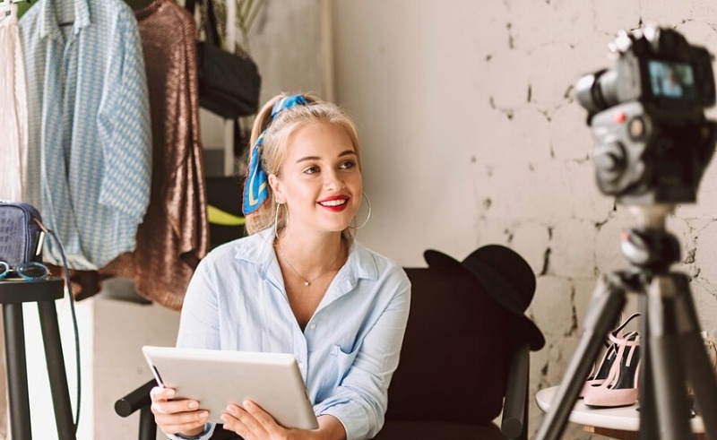 海外網(wǎng)紅推廣機(jī)構(gòu)：品牌出海的新機(jī)遇與挑戰(zhàn)