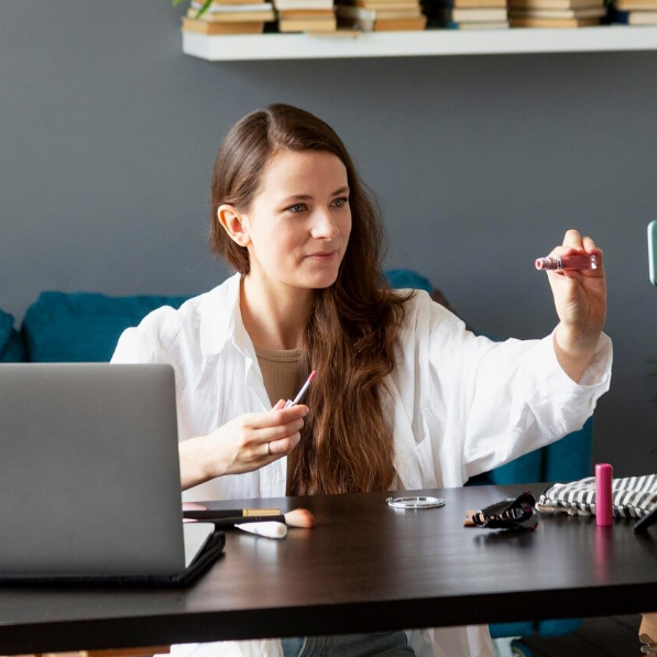 國(guó)外網(wǎng)紅推廣有哪些？品牌出海的最佳選擇與策略